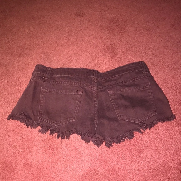 FOREVER21 SHORTS - Picture 2 of 3